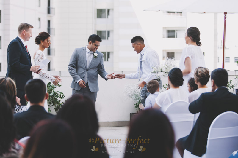 auckland viaduct wedding photography savannah 447 auckland viaduct wedding photography savannah 447