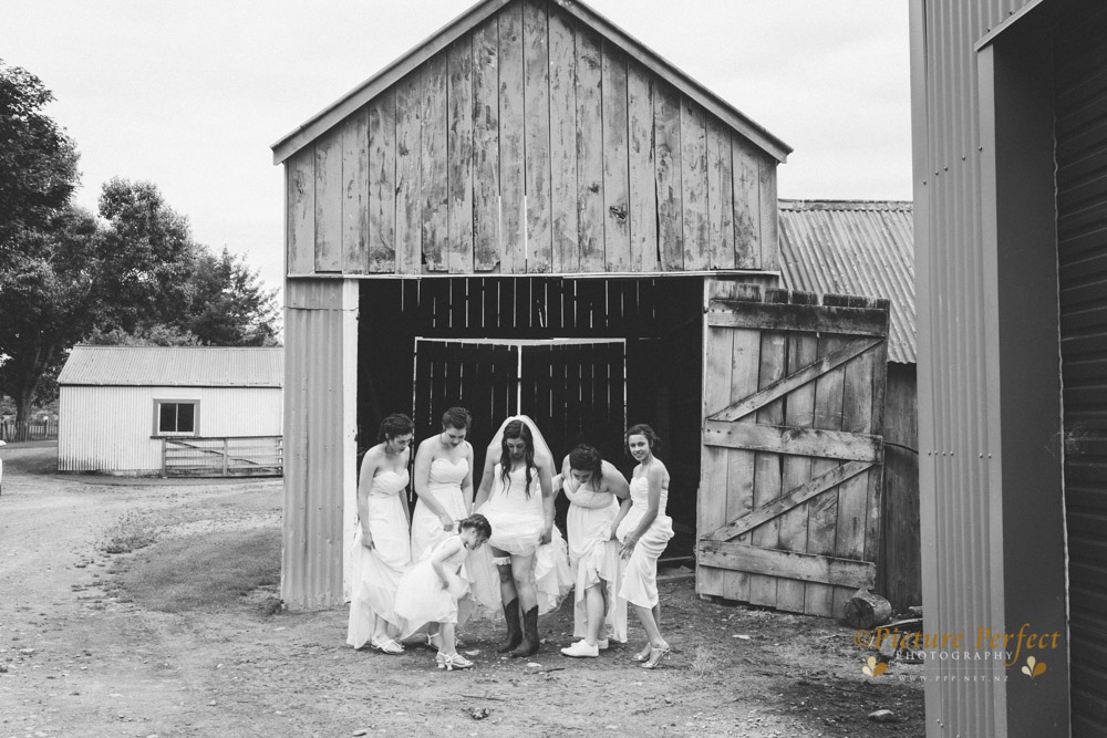 Nicki and Zane wonderful and fun Palmerston North wedding photography at Makoura Lodge 172 Nicki palmerston north wedding 0171