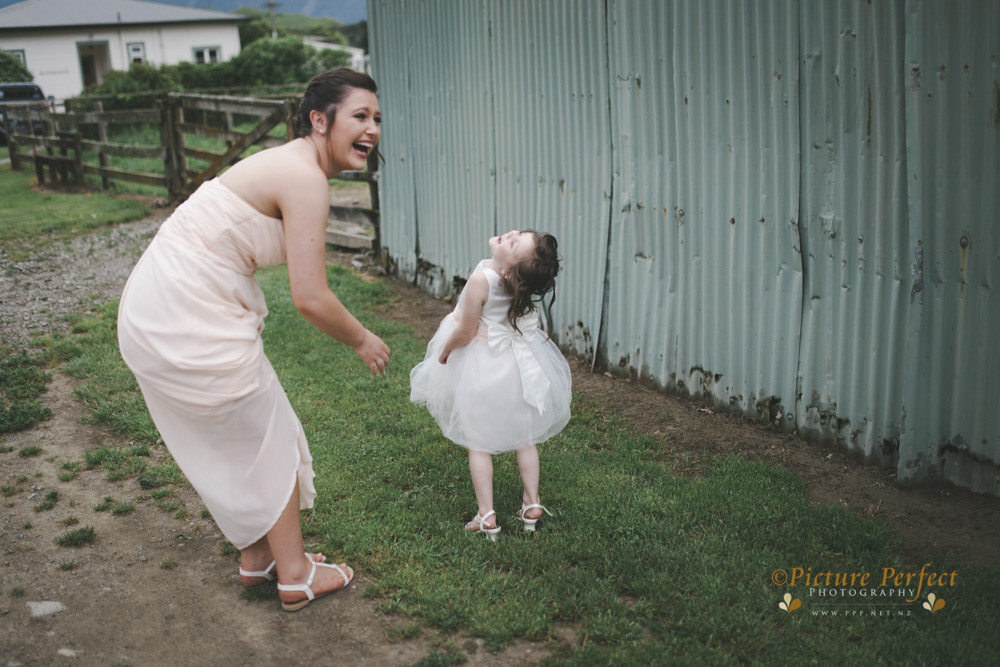Nicki and Zane wonderful and fun Palmerston North wedding photography at Makoura Lodge 186 Nicki palmerston north wedding 0185