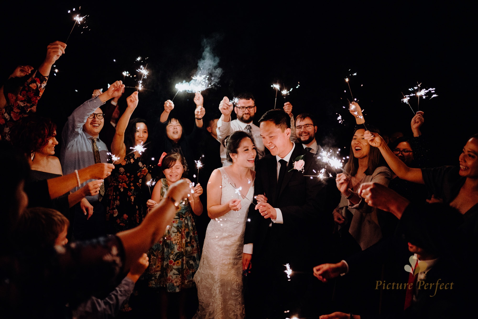 Wellington wedding photographer Binh Trinh with sparklers and Melissa wedding photos Melissa 6574_